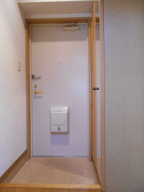 青山コーポＢの玄関|※写真は101号室のものです