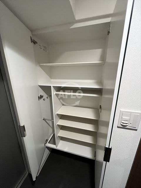 スワンズシティ大阪フルーアの収納|スワンズシティ大阪フルーア　シューズボックス