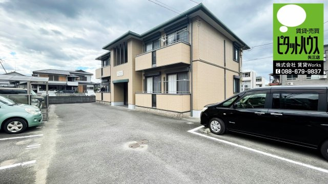 シャーメゾン ヴァイデ A棟の外観