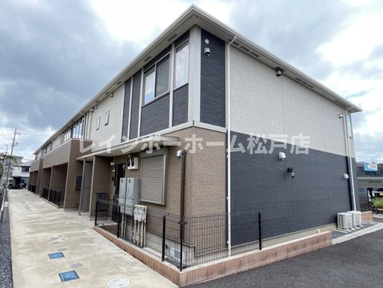 【仲介手数料：50％OFF】対象物件！の外観|おしゃれな居間です