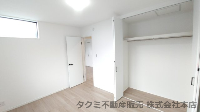 神戸市垂水区歌敷山　新築戸建ての洋室