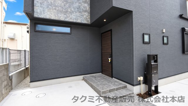神戸市垂水区歌敷山　新築戸建ての外観