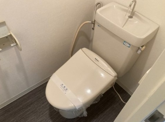 足立区中川２丁目の賃貸マンションのトイレ