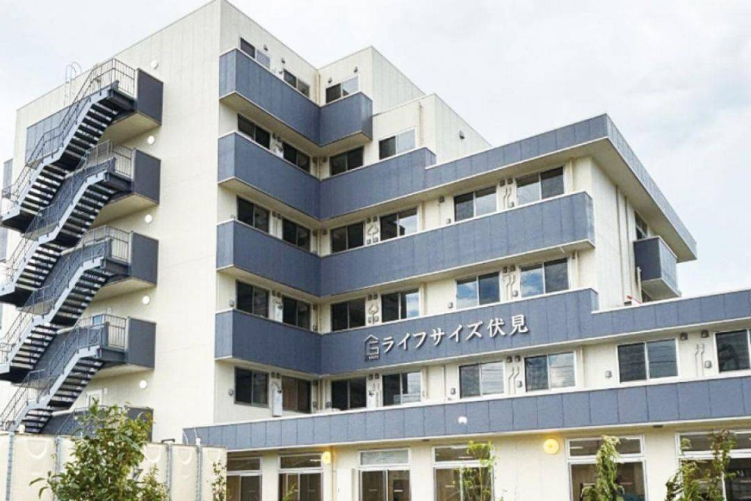 ライフサイズ　伏見　利回り7％