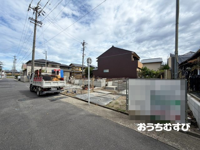北区大杉3期(全3棟)の前面道路含む現地写真