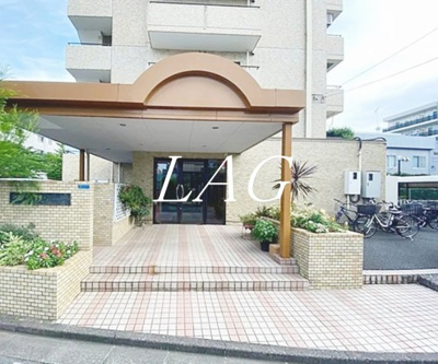 【エントランス】 | ラ・プリメーラ | エントランスです。