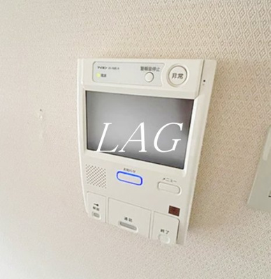 【設備】 | ラ・プリメーラ | モニター付インターホンです。
