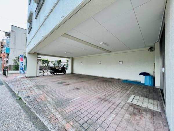 ニックハイム北品川の駐車場
