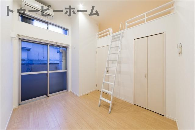 カスミ美原町の居間・リビング|使いやすいリビングです