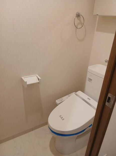 川崎市中原区苅宿の賃貸マンションのトイレ