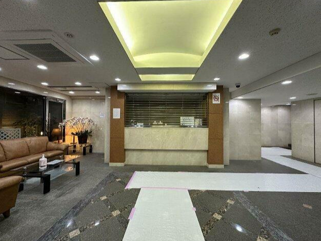 パレステュディオ新宿パークサイドのロビー