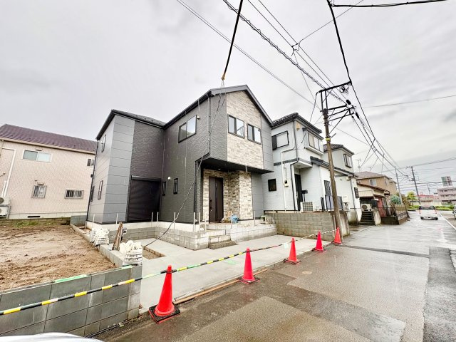 《仲介手数料半額》所沢市宮本町2期の前面道路含む現地写真