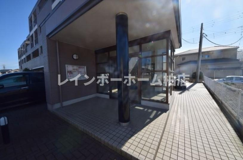 特典：仲介手数料が50％OFFです‼のエントランス|毎日通るエントランスはこのようになっています