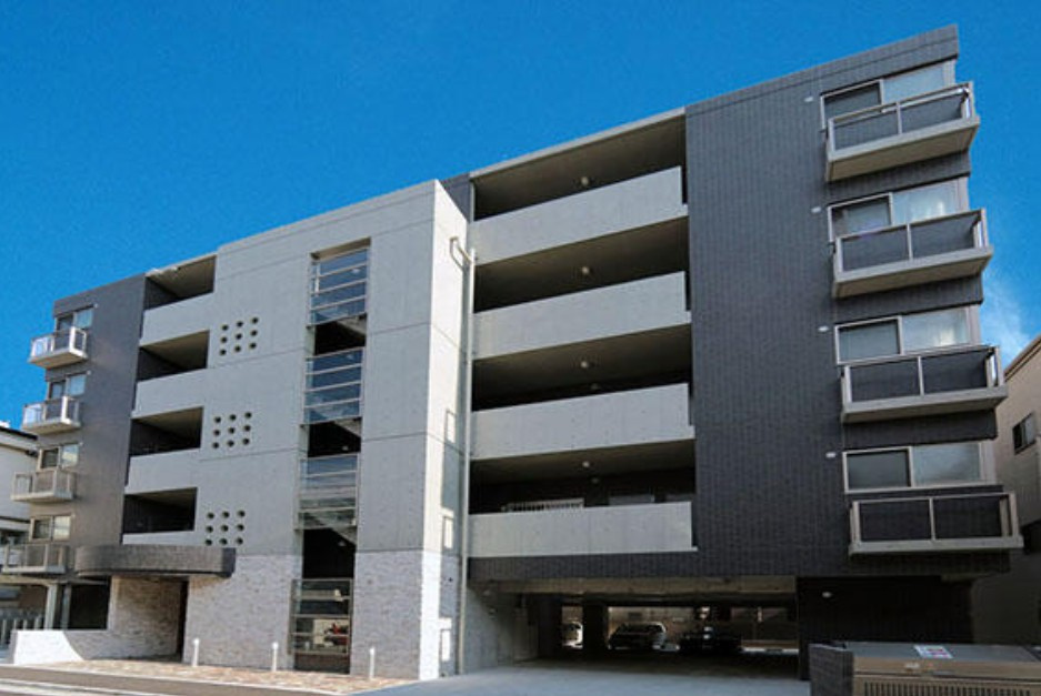 川崎市中原区苅宿の賃貸マンションの外観