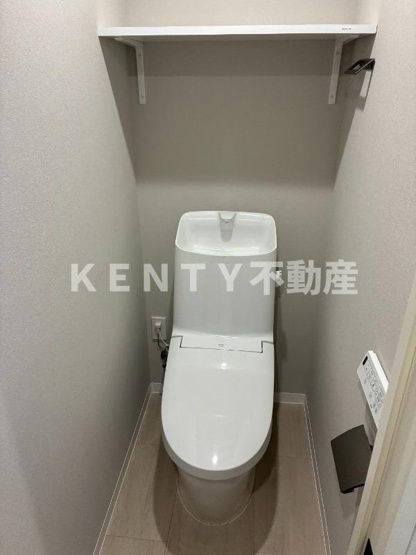 【トイレ】 | OAK VILLA Shinagawa Residence | ゆったりとした空間のトイレです