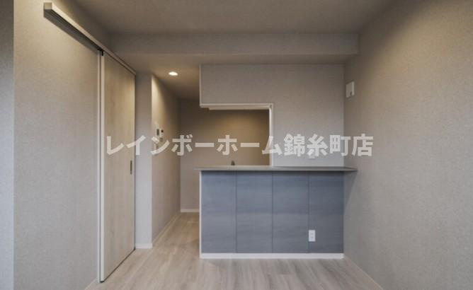 robot home 原木中山の居間・リビング|※建築中のためイメージ写真となります。