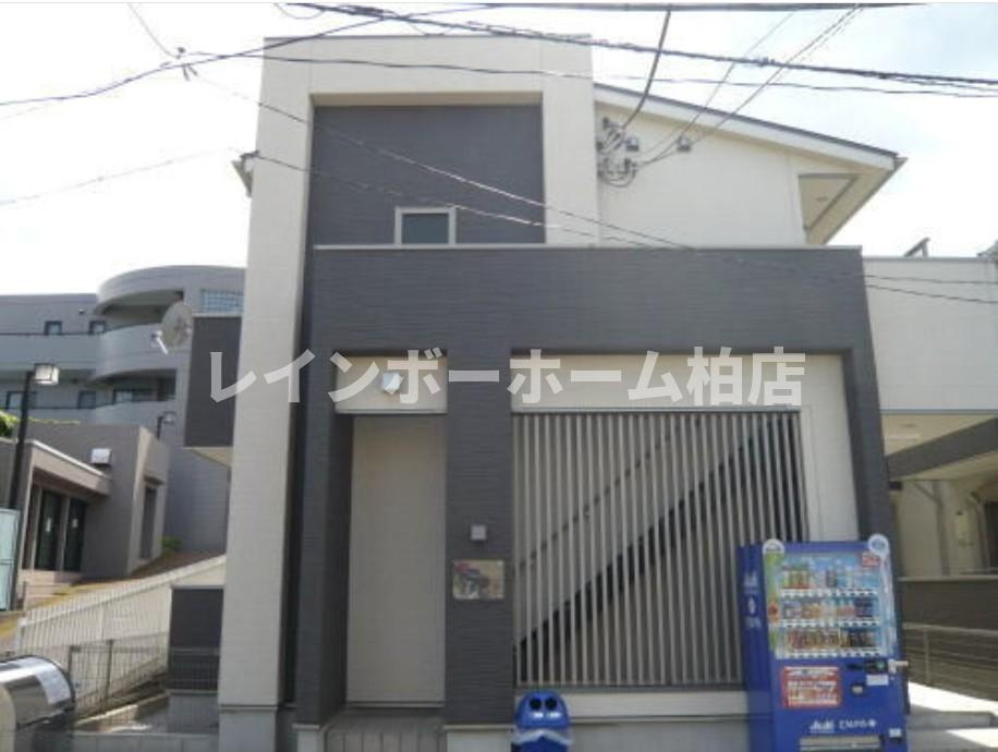 特典：仲介手数料が無料です!!の外観