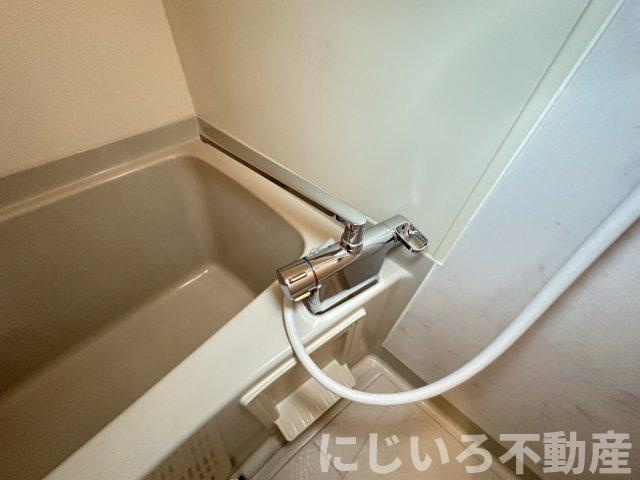 アゼリア松島の浴室