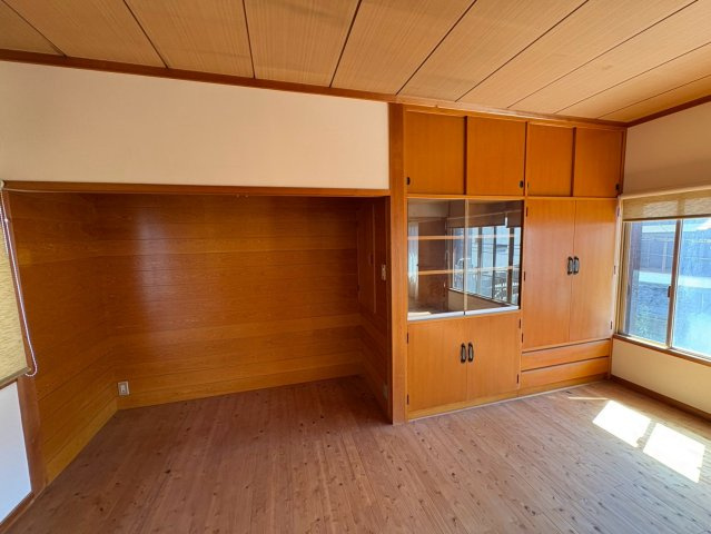 「木のぬくもりを感じる和の家」高知市新屋敷2丁目 2階建 ４DKのその他|2階の洋室では存分に天然木材の良さを感じていただけます☆