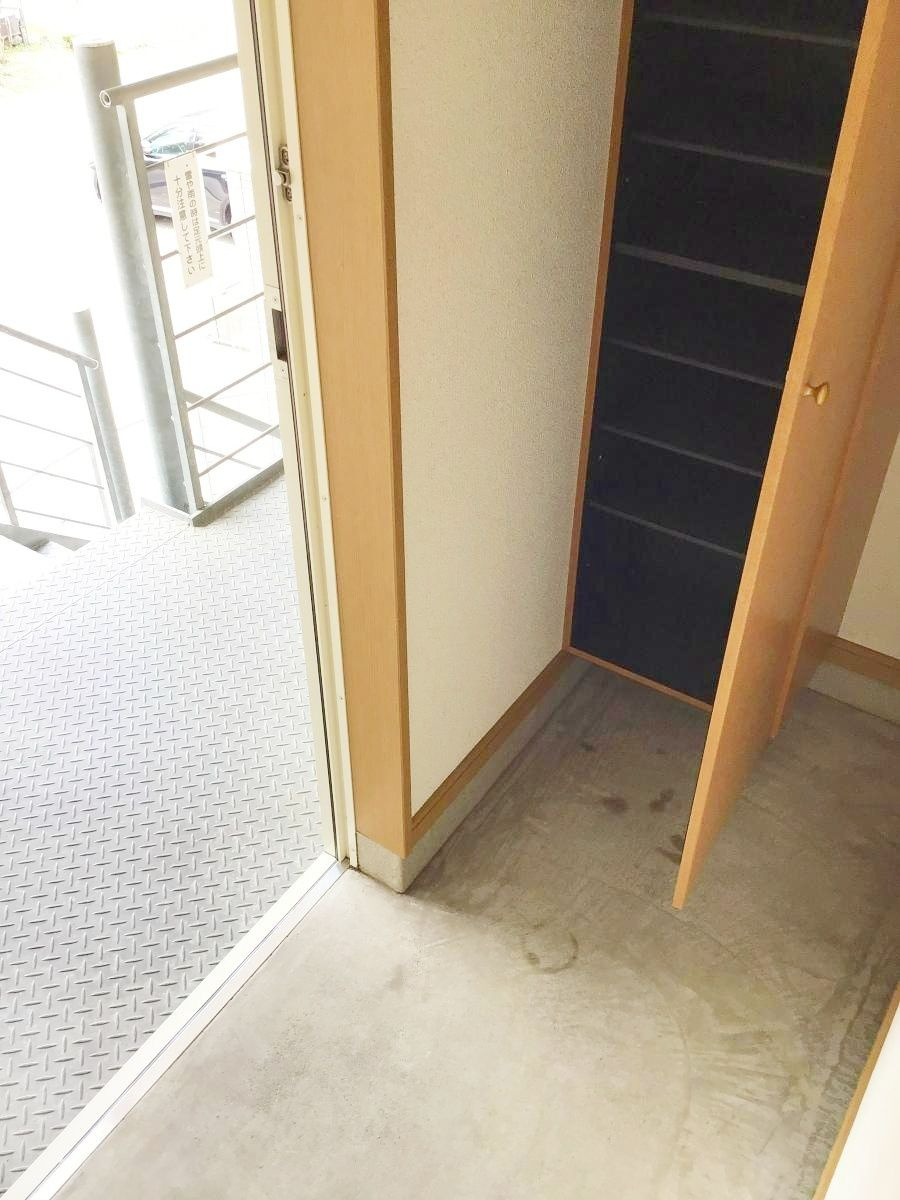 スライヴ東金屋の玄関