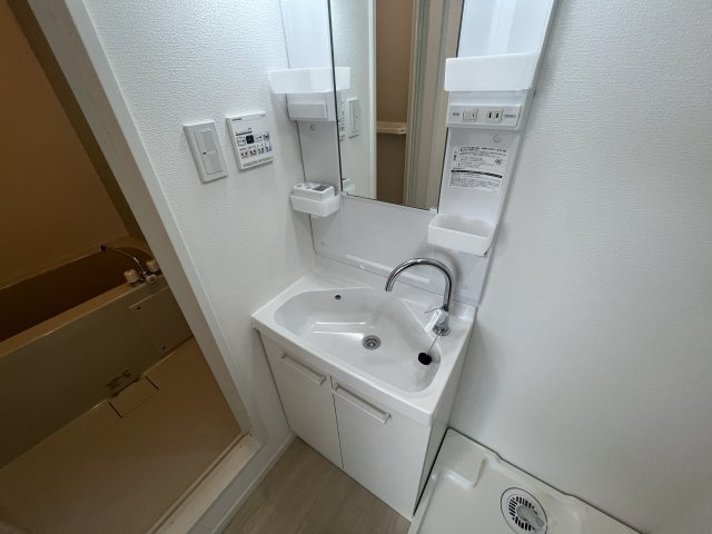 BASE三ツ沢下町の洗面所