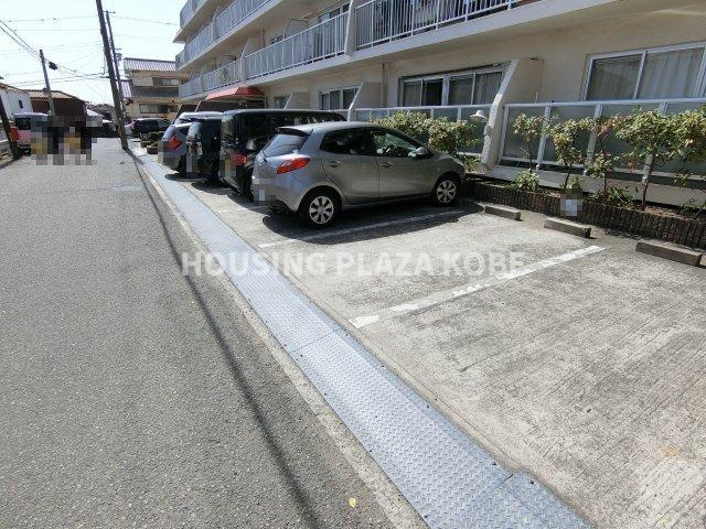 潮見台マンションの駐車場|駐車場の空きは要確認