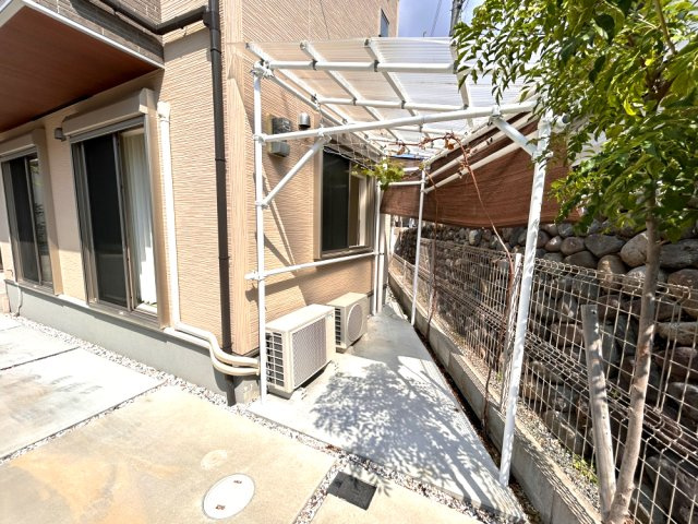 豊中市上野西３丁目 戸建ての庭