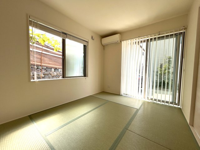 豊中市上野西３丁目 戸建ての和室|モダンなタイプの和室です