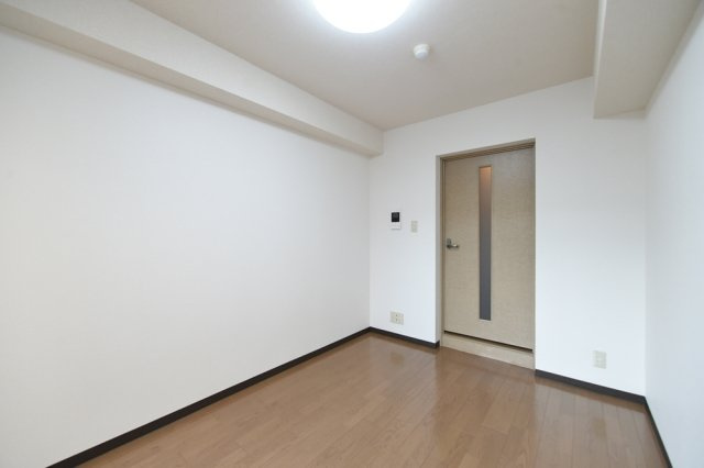 ルーブル南長崎の洋室