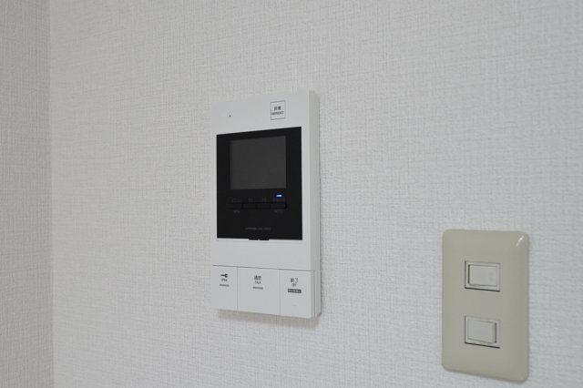 ルーブル南長崎のセキュリティ|モニター付オートロック