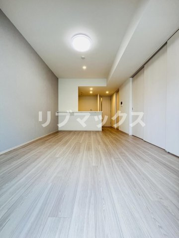 【居間・リビング】ドゥーエ板橋区役所前