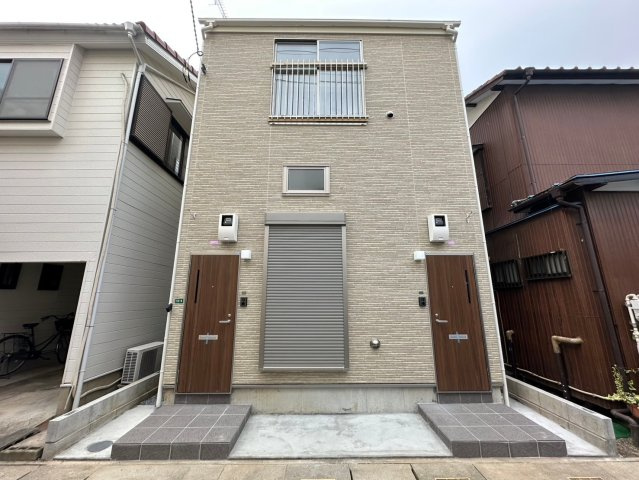 Patio芝下
