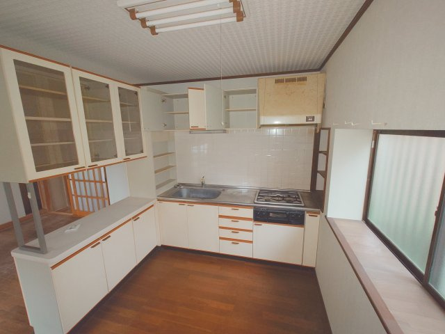 入間市小谷田　中古売戸建のキッチン