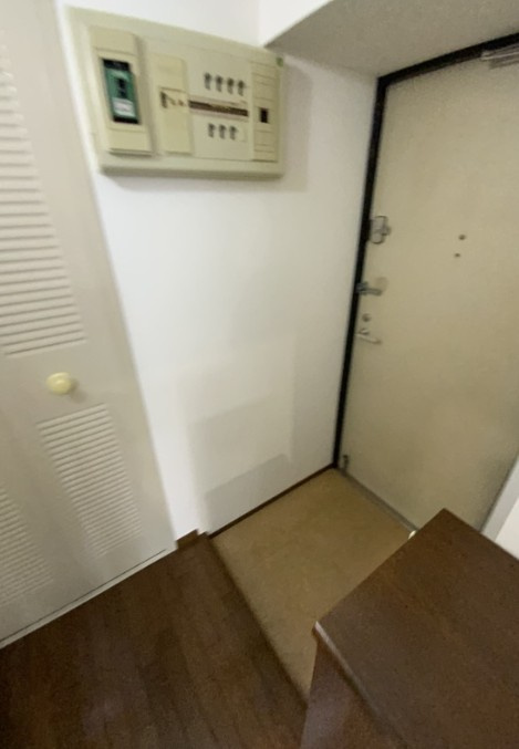 ライオンズマンション大山氷川町の玄関
