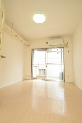 【洋室】 | ハイネス丸友 | 同タイプ別の部屋の写真です