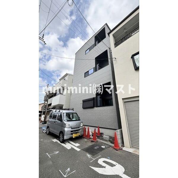 LOFTRIA大正のエントランス