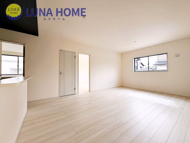第2石岡市茨城　新築戸建　平屋の居間・リビング