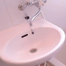 カースル三ノ輪　Ａ棟の洗面所