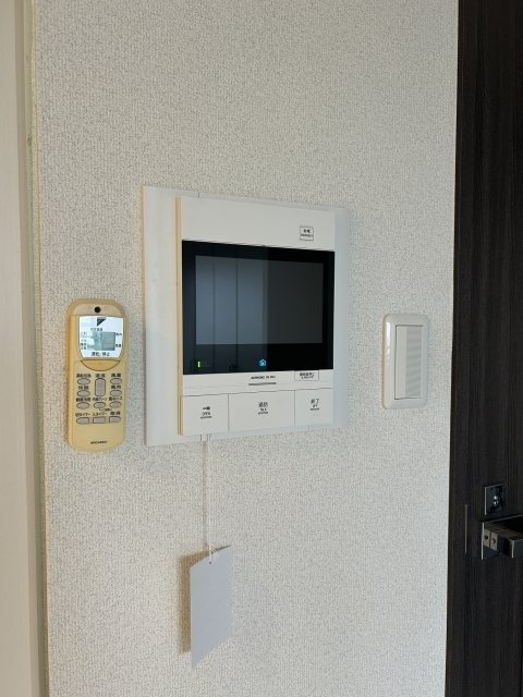 ドルチェ東京府中・弐番館のセキュリティ|モニター付オートロック