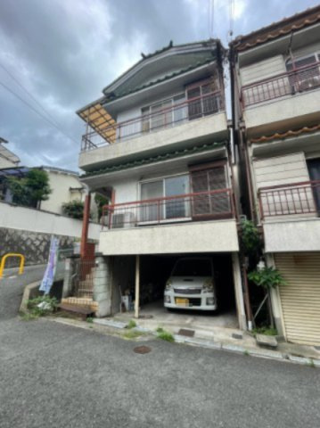 枚方市須山町の前面道路含む現地写真