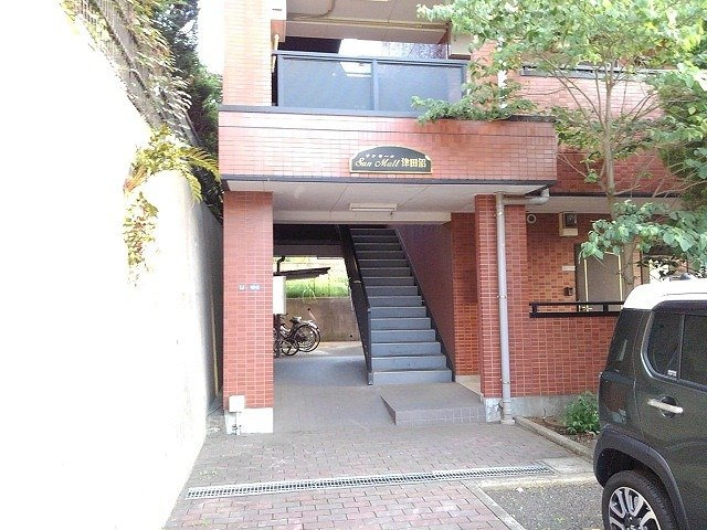 サンモール津田沼のエントランス