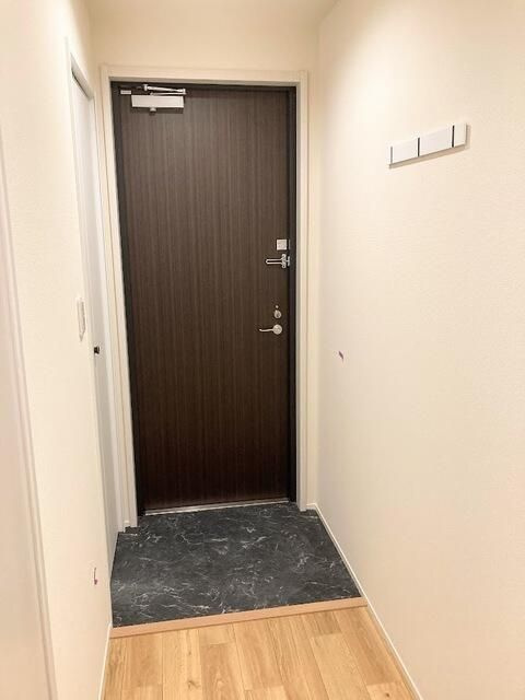 ユアメゾン立教通りの玄関