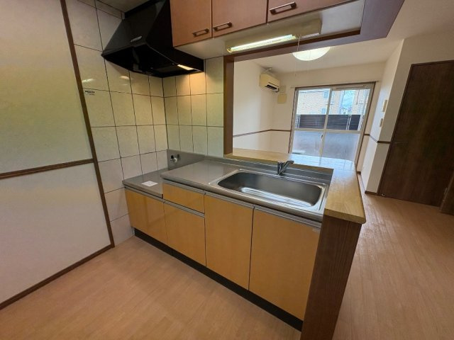 熊本市西区池上町のアパートのキッチン