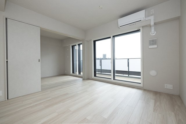 スカイグランデ津田沼の居間・リビング|※写真は同タイプ住戸です。