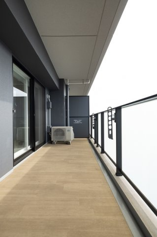 スカイグランデ津田沼のバルコニー|※写真は同タイプ住戸です。