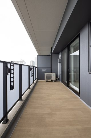 スカイグランデ津田沼のバルコニー|※写真は同タイプ住戸です。