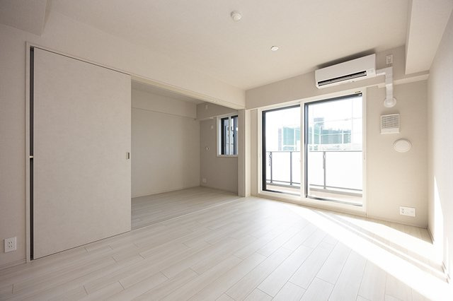 スカイグランデ津田沼の居間・リビング|※写真は同タイプ住戸です。
