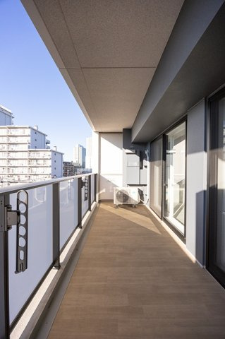 スカイグランデ津田沼のバルコニー|※写真は同タイプ住戸です。