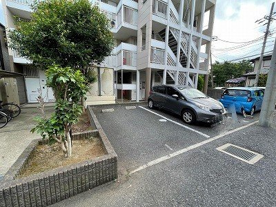 レオパレスフルールのその他