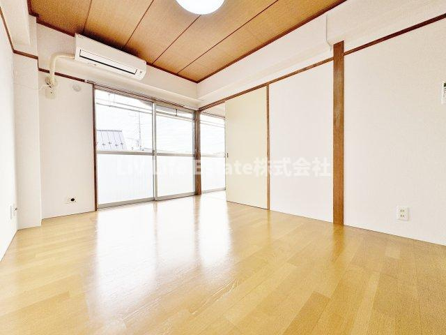 セザール麻美の洋室